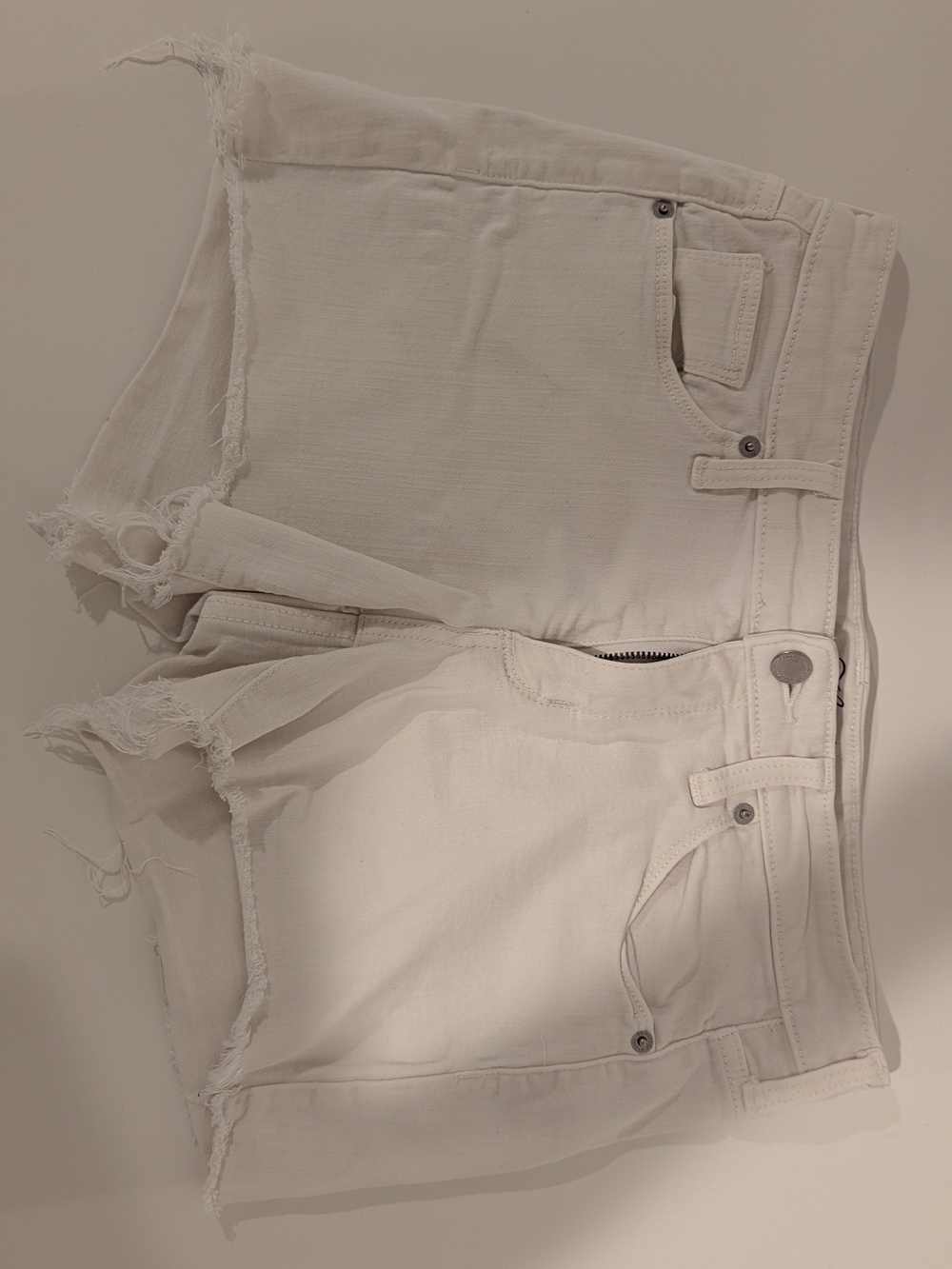 Universal Thread White Frayed Hem Denim Shorts